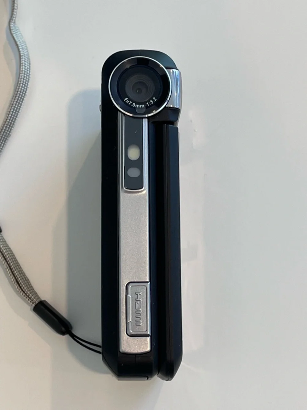 Insignia NS-DCC5HB09 HD Digital Camera Camcorder Tested w Battery, SD Card, Case